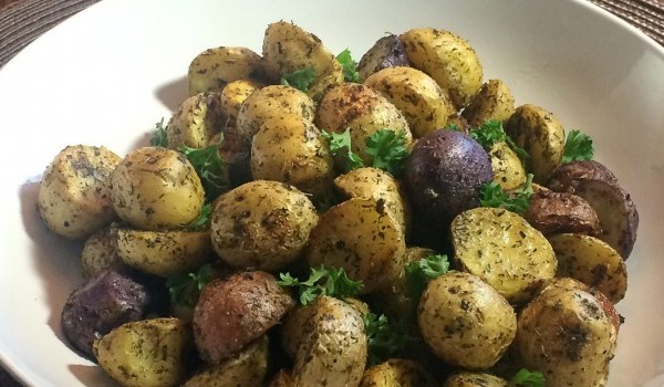 Garlic and Herb Roasted Potatoes